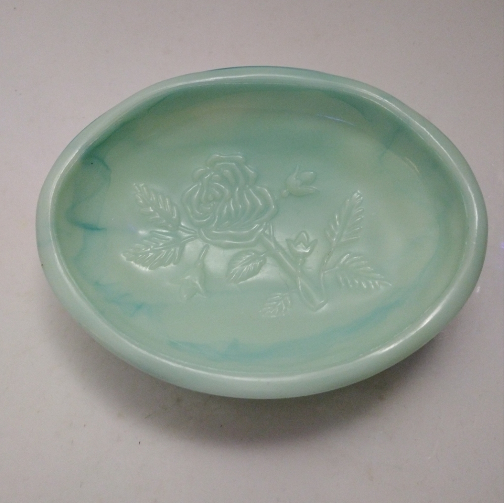 Avon Vintage 1970s Soap Dish Blue Green Victoriana Milk Glass Swirl Rose Design